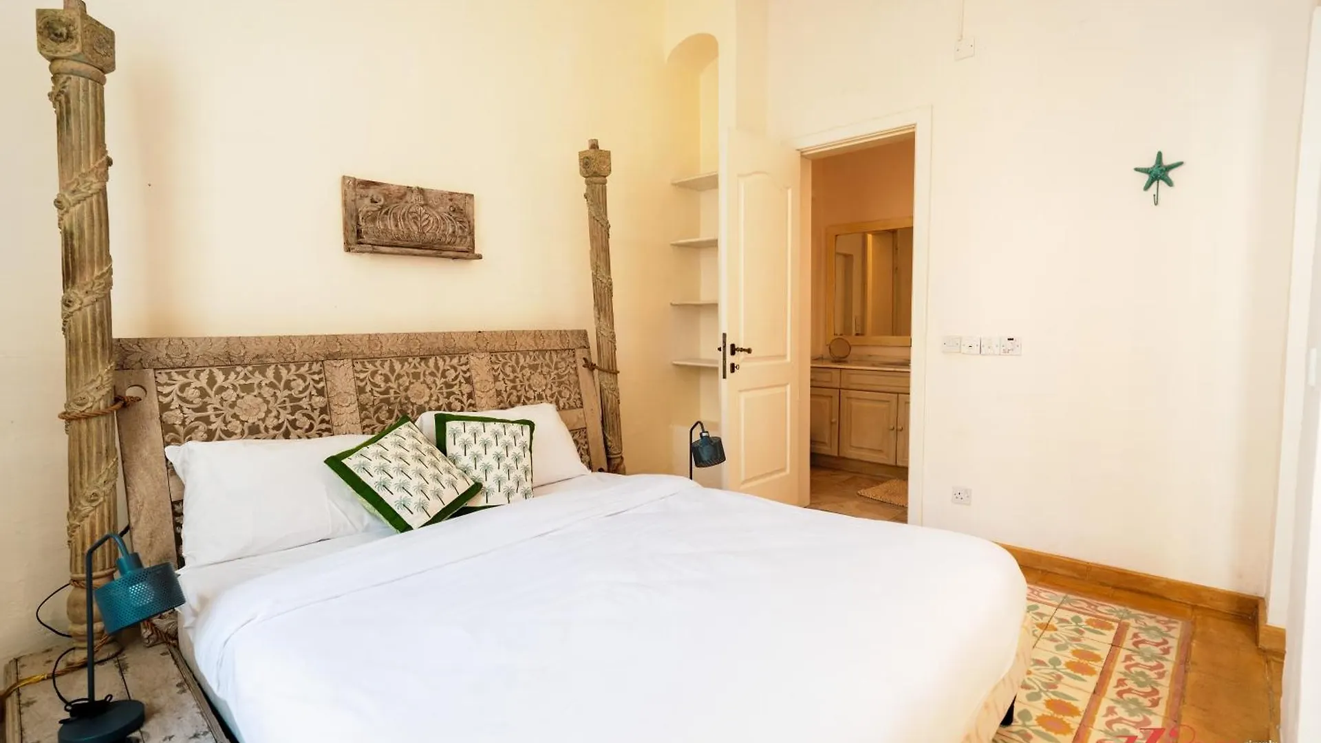 Stunning Holiday Home With Gorgeous Harbour Views Senglea Apartment